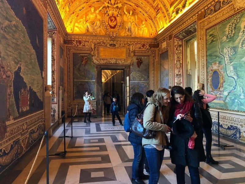 Vatican: Museums First-Access Small-Group Tour with Guide - Vatican Museums morning: the guided route that saves your brain