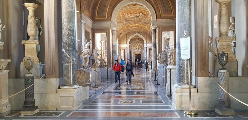 Vatican: Museums First-Access Small-Group Tour with Guide - Small group benefits: why it feels easier than big-bus Vatican tours