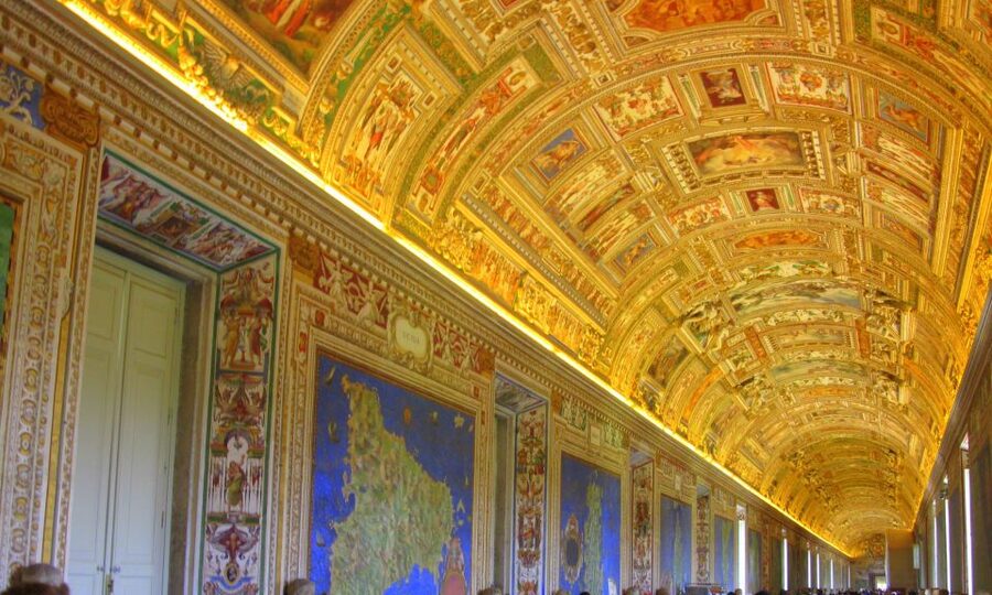 Vatican Museums: Private Tour with Sistine and St. Peter's - Sistine Chapel: What to Look For in Michelangelo’s Ceiling