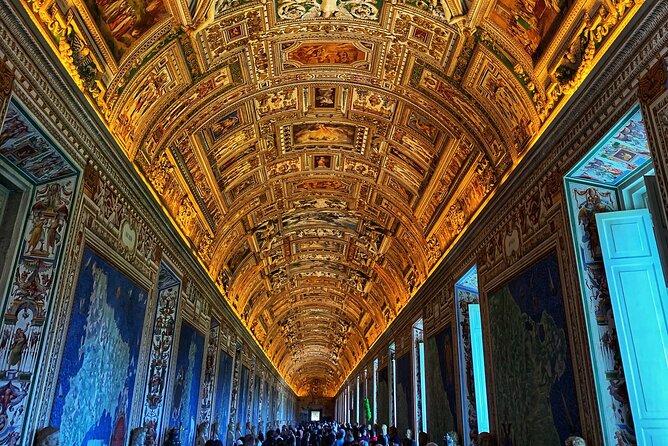 Vatican Museums, Sistine Chapel and St. Peter's Basilica Tour - Vatican Museums stop: from ancient highlights to Renaissance big wins