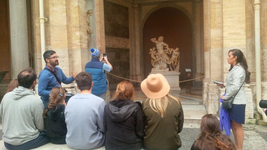 Vatican Museums: Sistine Chapel and St. Peter's Tour - Meeting at Giuly’s Café, finding your group fast, and starting on time