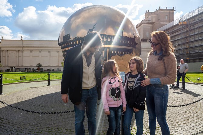 Vatican Museums, Sistine Chapel & St.Peter Basilica Private Tour - Getting In to Vatican Museums Without the Line: Maps, Raphael, Tapestries, Pinecone Courtyard