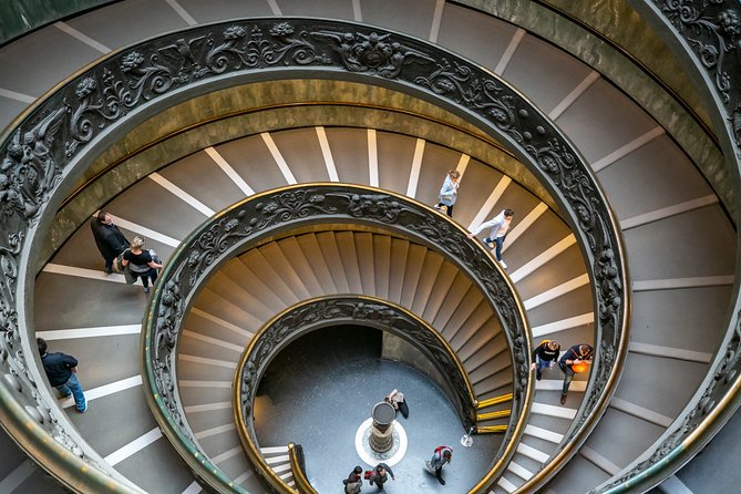 Vatican Museums, Sistine Chapel & St.Peter Basilica Private Tour - St. Peter’s Square Close-Out: Bernini Statues and the Chimney for Election Announcements