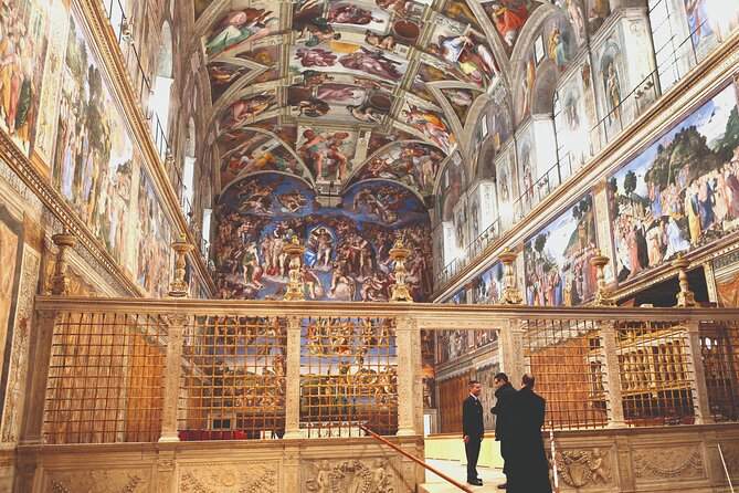 Vatican Museums: Sistine Chapel, St Peter's Basilica Express Tour - Sistine Chapel First: How the Guide Turns Ceiling Fame into a Real Experience