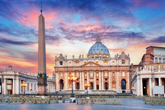 Vatican Museums, Sistine Chapel & St Peter’s Basilica Guided Tour - Entering the Vatican Museums fast, without losing your whole morning
