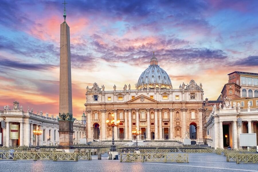 Vatican Museums, Sistine Chapel & St Peter's Basilica Tour - Skip-the-line entrance, then security: the part to expect