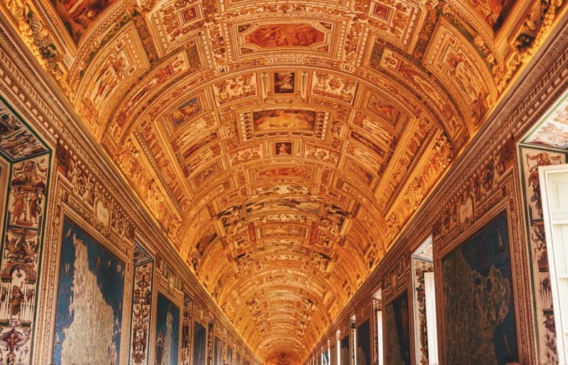 Vatican Museums, Sistine Chapel & St. Peter's Square Tour - Vatican Museums Highlights: Pio Clementino and the Belvedere Courtyard