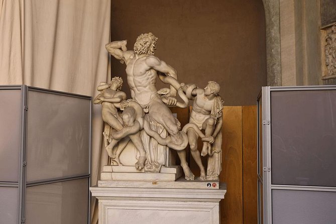 Vatican Museums & St. Peter's Basilica Skip the line Private tour - Sistine Chapel: What You Should Expect to See