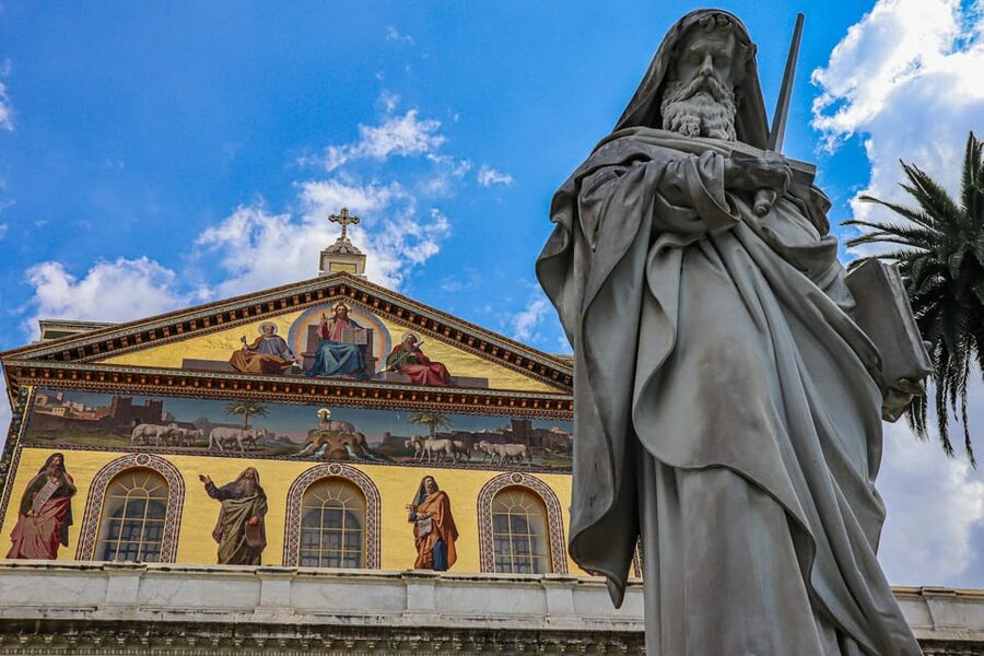 Vatican: Pope Francis Tomb and Papal Basilicas Tour - Meeting at Piazza di Santa Maria Maggiore and getting on the van fast
