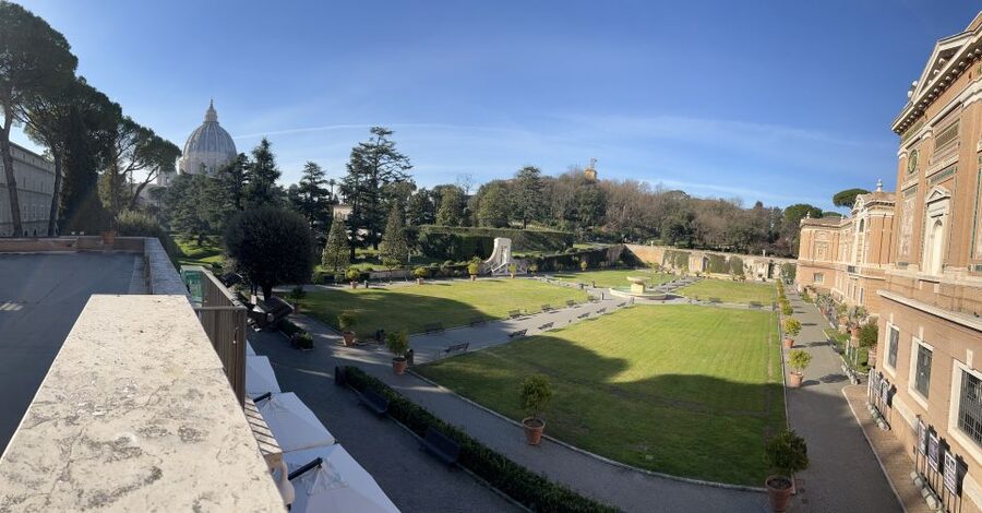Vatican Private Tour with St. Peter's Basilica - What the private format does for your family’s attention