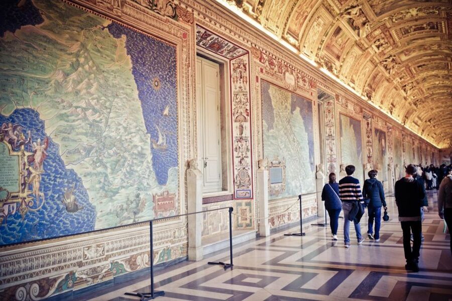 Vatican, Sistine Chapel and St. Peter's Semi Private Tour - Sistine Chapel timing, Michelangelo’s ceiling, and how to appreciate it under pressure