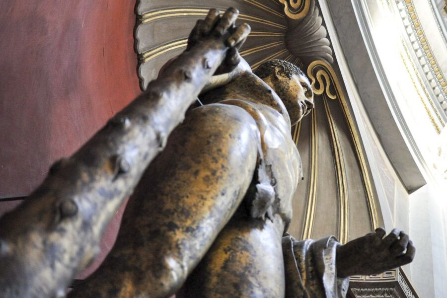 Vatican: Sistine Chapel and Vatican Museums Small Group Tour - Raphael Rooms: why this is not optional