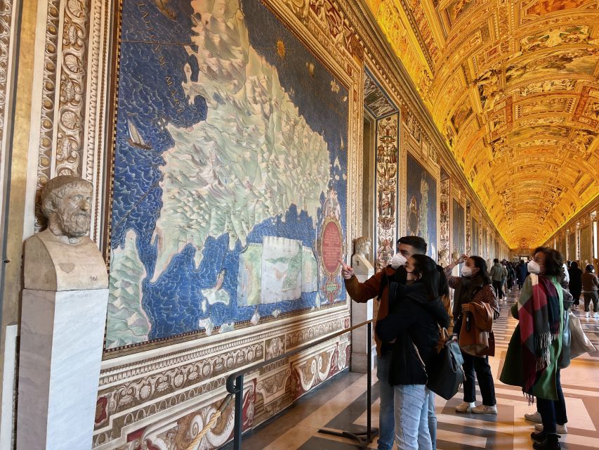 Vatican: Sistine Chapel and Vatican Museums Small Group Tour - Meeting at Via Tunisi and setting yourself up to enjoy the day