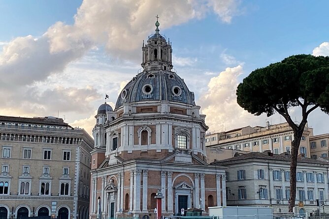 Vatican, Sistine Chapel Guided Tour & Access to St Peter Basilica - Should You Book This Vatican Tour?