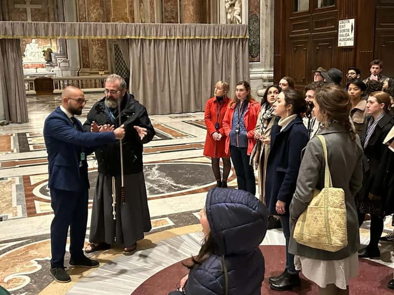 Vatican: St. Peter’s Basilica & Papal Tombs Tour - Key points that make this tour worth it
