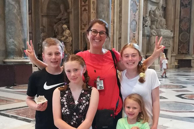 Vatican Tour for Kids & Families in Rome with local guide Alessandra - How the guide team keeps adults informed and kids engaged