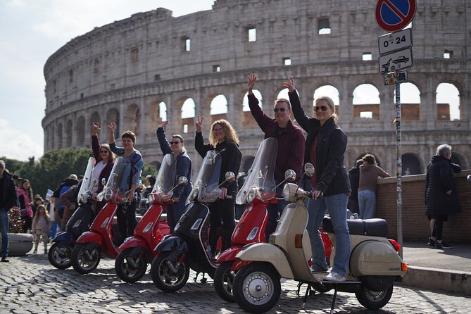 Vespa Scooter Tour in Rome with RomeIsMyLove Pro Photo Team - Terrazza del Gianicolo: the Rome view you can feel in your chest