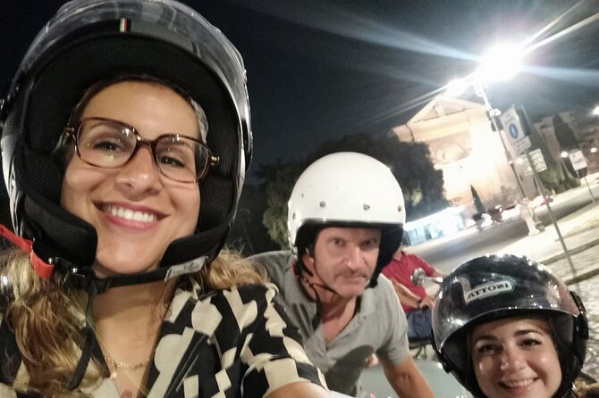 Vespa Sidecar Tour at Day/Night with Pickup - Colosseum stop time: how to photograph it without wasting your whole tour