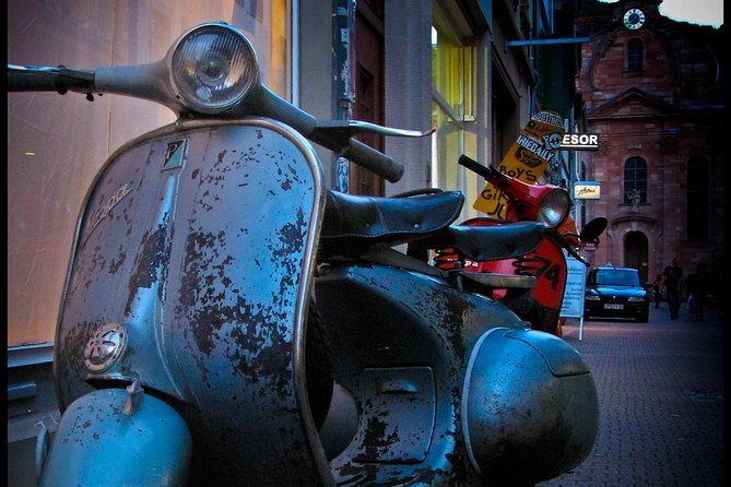 Vespa Tour - The Essence of Rome - Rome by Vespa, not on foot