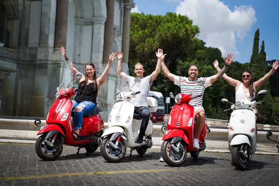 Vespa tour with Professional Photoshoot - Key Highlights