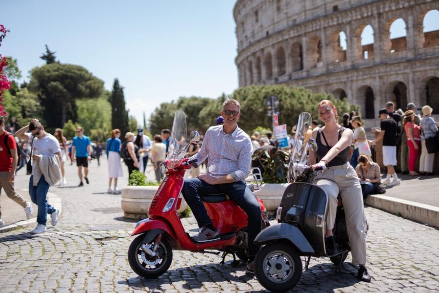 Vespa tour with Professional Photoshoot - Pantheon and Castel Sant’Angelo from the scooter side