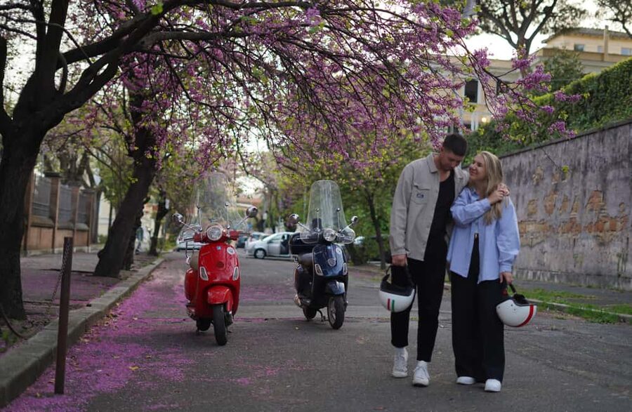 Vespa - Wine and Photo Tour in Rome - Fontana dellAcqua Paola pass-by: a nice visual punctuation mark