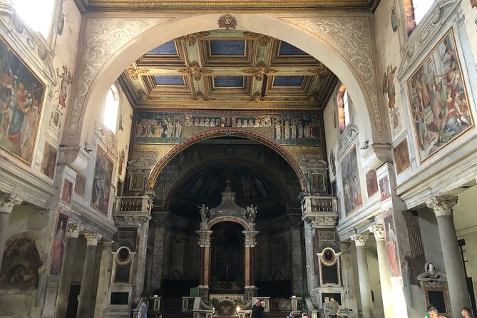 Via Crucis Catholic Pilgrim Walking Tour in Rome - Santa Prassede: A Quiet Basilica With the Scourging Column