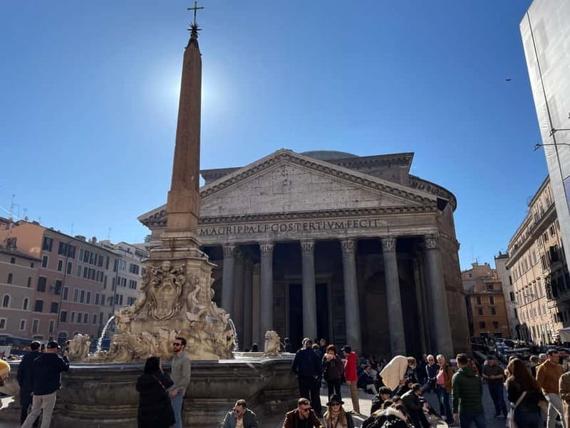 Via Roma: A Journey Through Time - Galleria Sciarra and Vicus Caprarius, the quieter detours