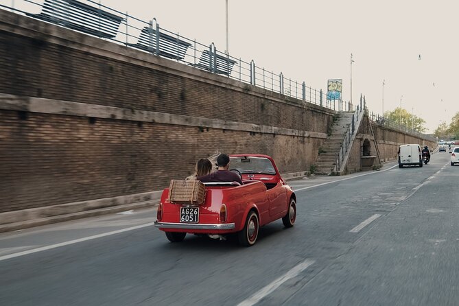 Vintage Fiat 500 Cabriolet: Rome's Highlight Semi Private Tour - Why a Vintage Fiat 500 Cabriolet makes Rome easier