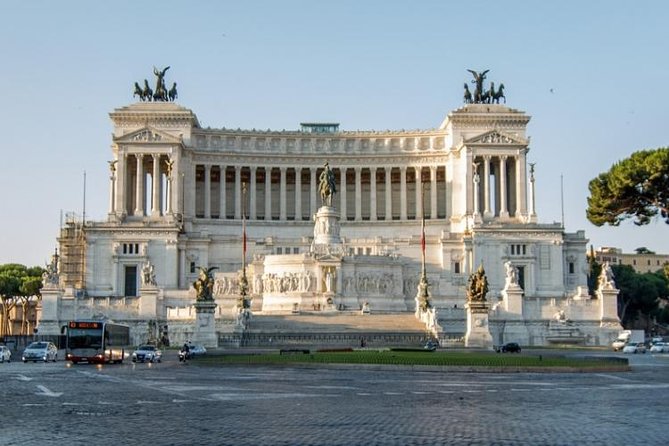 VIP Airport to Hotel Transfer with Orientation Tour - First Minutes in Rome: The Airport Meet and Placard Pickup