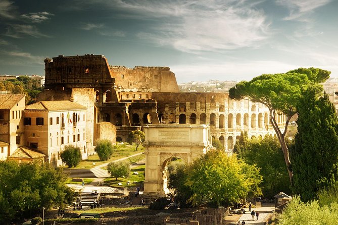 VIP Colosseum & Ancient Rome Guided Tour - Colosseum highlights to look for during your hour inside