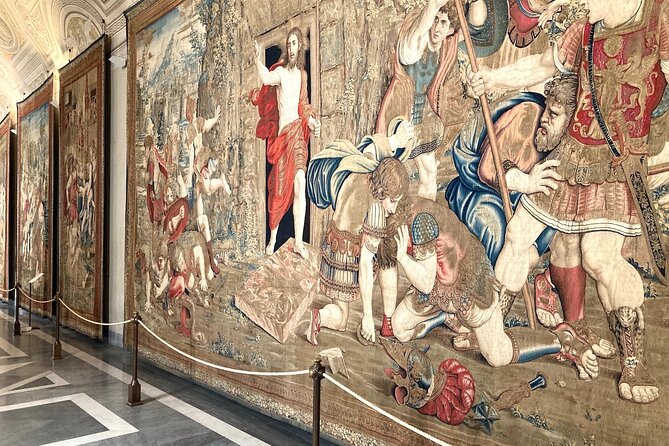 VIP semi-private Vatican Museum and Sistine Chapel Tour - Small group size: why asking questions actually works here