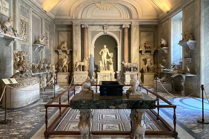 VIP semi-private Vatican Museum and Sistine Chapel Tour - Mobile ticket and meeting point: keep this simple
