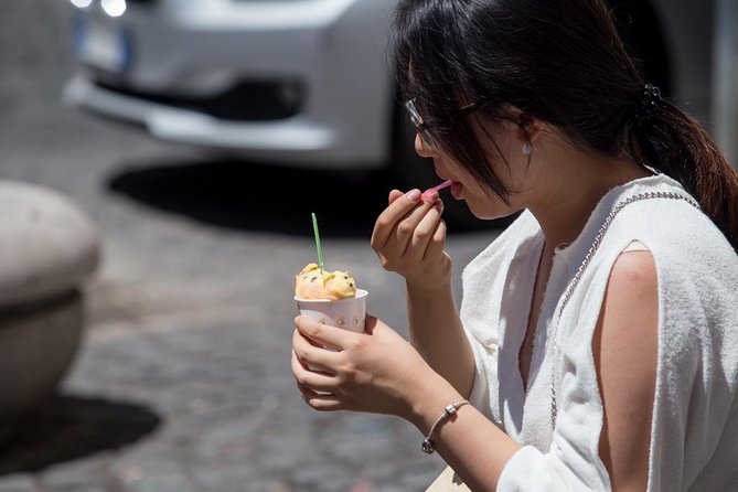 Walking Food Tour of Rome with Tastings - Small-group pacing: why 14 people can feel like a private night