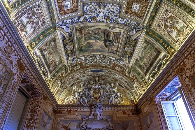 Wheelchair Accessible Vatican Museums & Sistine Chapel PrivateTour - Price and value: why this costs a lot